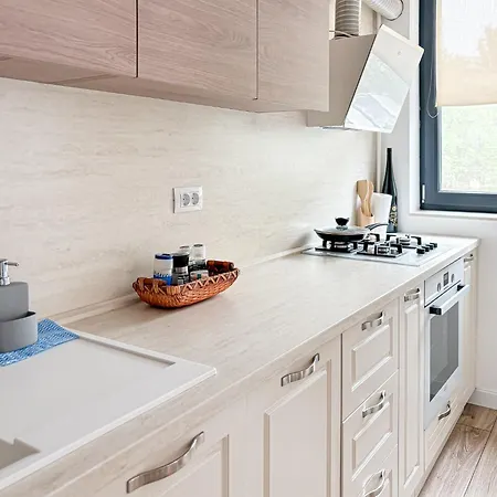 Smaranda * 부쿠레슈티